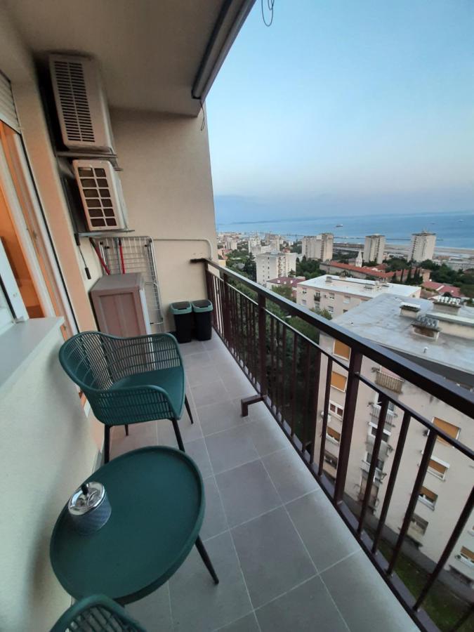 Qr Apartment For Family, Couples, And Friends Stay In Rijeka Ngoại thất bức ảnh